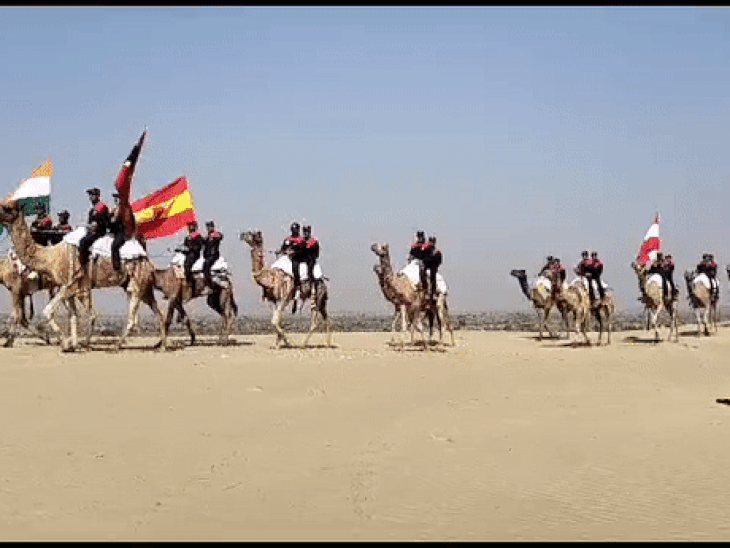 Camel rally taken out on Vijay Diwas, started from Myjalar