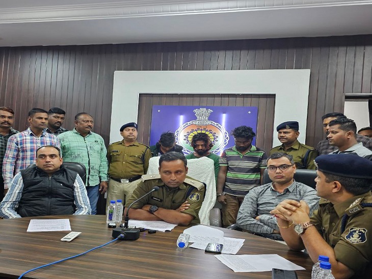 वाहन चोर गिरोह चढ़ा पुलिस के हत्थे - Dainik Bhaskar