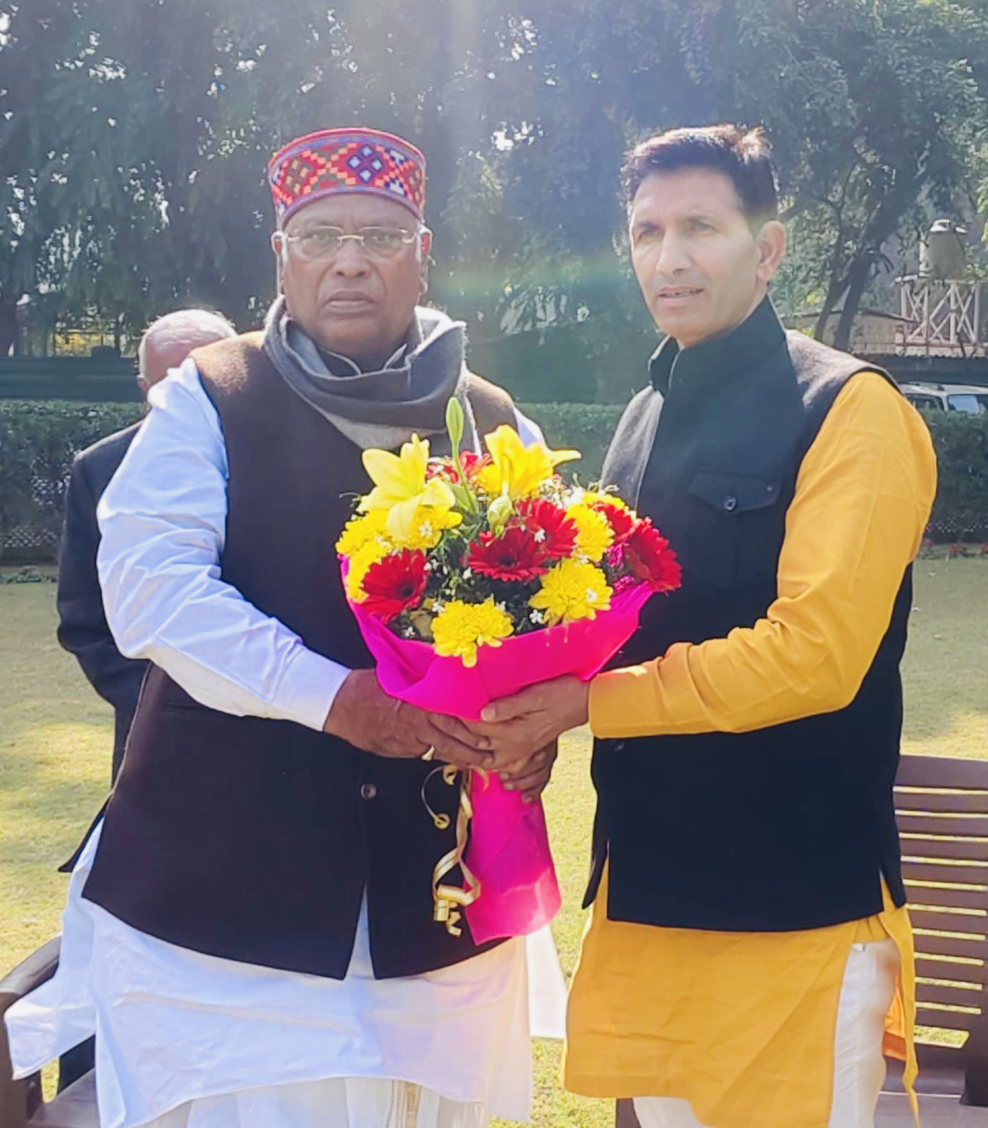 पटवारी ने सोमवार को दिल्ली में कांग्रेस के राष्ट्रीय अध्यक्ष मल्लिकार्जुन खड़गे से मुलाकात की थी।