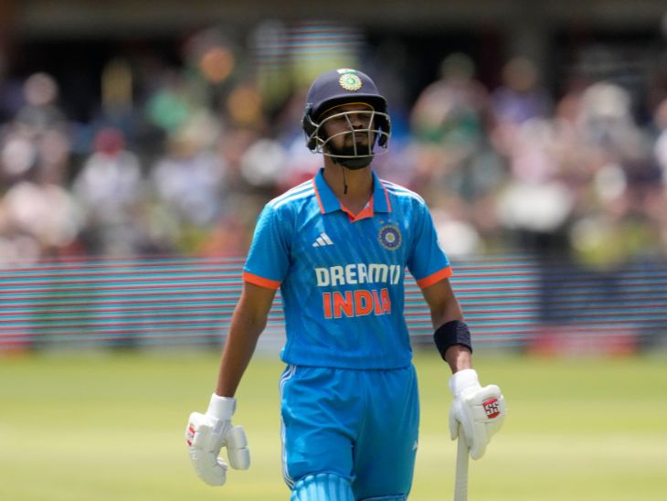 भारतीय ओपनर ऋतुराज गायकवाड 4 रन बनाकर आउट हुए। उन्हें नांद्रे बर्गर ने LBW किया।