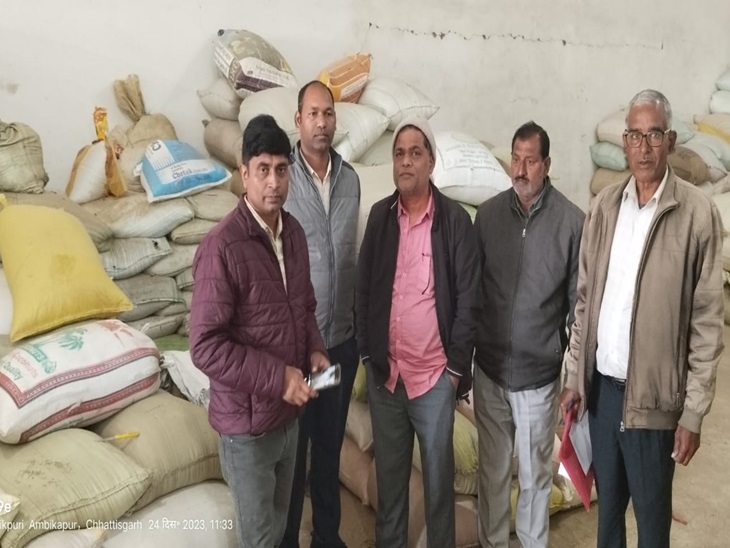 गोदामों एवं दुकानों में छापेमार कार्रवाई