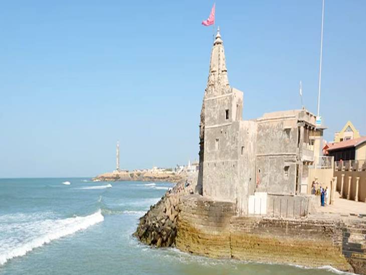 Dwarka Darshan Submarine | Gujarat Underwater Dwarka Darshan Project  Details | समुद्र में 300 फीट नीचे पनडुब्बी से द्वारका दर्शन होंगे: 30 लोग  बैठेंगे, गोताखोर-गाइड साथ रहेंगे ...