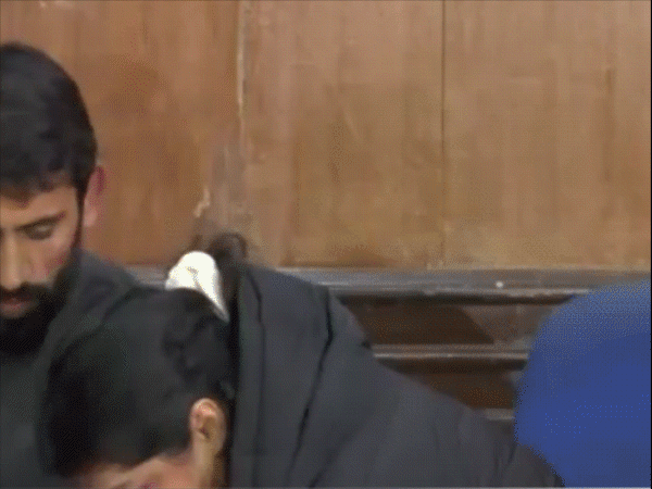 बृजभूषण के करीबी संजय सिंह के WFI अध्यक्ष चुने जाने के बाद साक्षी मलिक ने दिल्ली में कॉन्फ्रेंस बुला जूते टेबल पर रख रेसलिंग से संन्यास का ऐलान कर दिया। वहीं बजरंग पूनिया ने दिल्ली में PM आवास के बाहर पद्मश्री अवार्ड फुटपाथ पर रख दिया। इससे पहले उन्होंने पीएम नरेंद्र मोदी को ढ़ाई पेज की चिट्‌ठी भी लिखी थी।