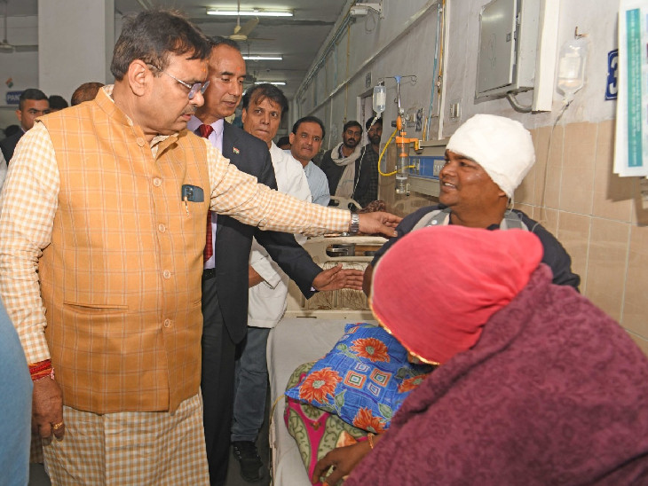 अधीक्षक को लगाई फटकार, बोले- ऑफिस में बैठकर काम नहीं होगा, बाहर निकलकर हालात देखो|जयपुर,Jaipur - Dainik Bhaskar