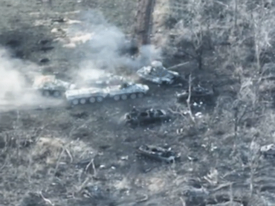 अमेरिकी इंटेलिजेंस के मुताबिक रूस-यूक्रेन जंग में अब तक 3 हजार से ज्यादा रूसी मिलिट्री टैंक तबाह हुए हैं।