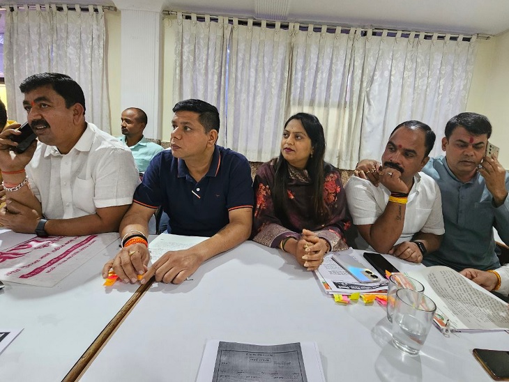 फर्जी जाति प्रमाण पत्र के मामले में खुलासा। - Dainik Bhaskar