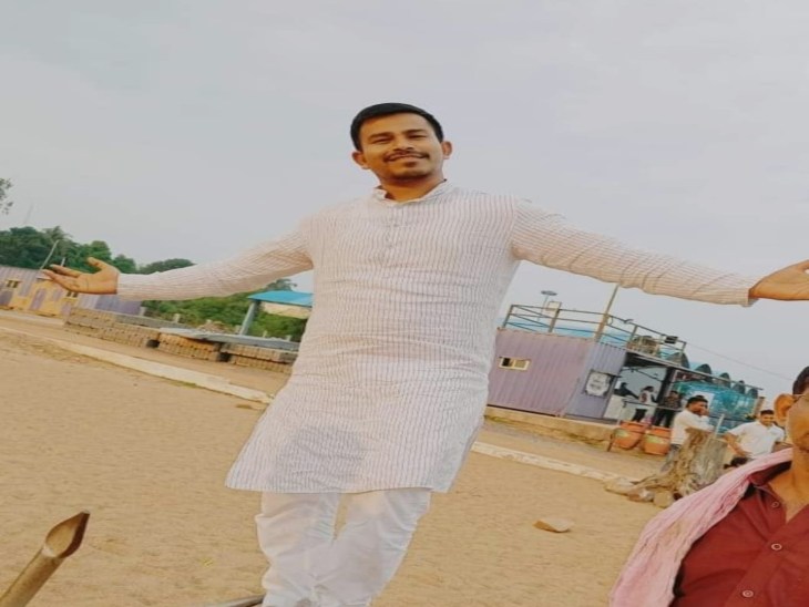 भिलाई नगर पालिक निगम के उप सभापति और वार्ड 35 के पार्षद इंजीनियर सलमान।