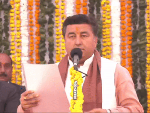 केके विश्नोई बाड़मेर के गुड़ामालानी से विधायक बने और अब मंत्री पद की शपथ ली। उन्हें शुक्रवार रात को ही कॉल आ गया था।