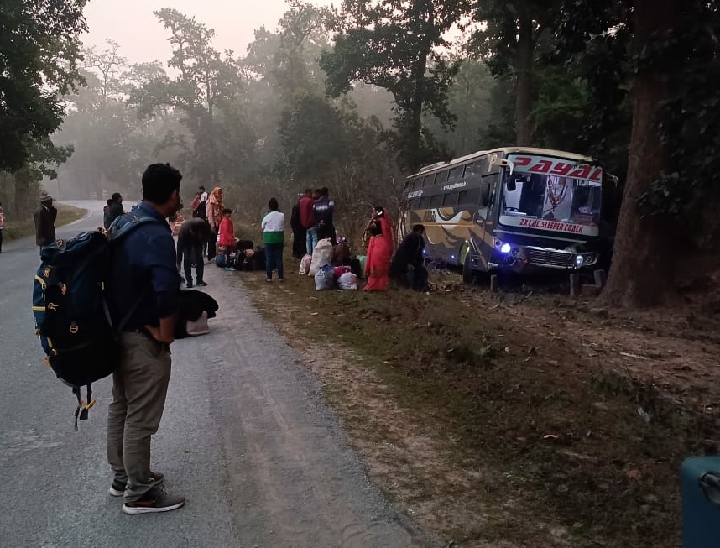 Brakes of moving bus failed, entered drain