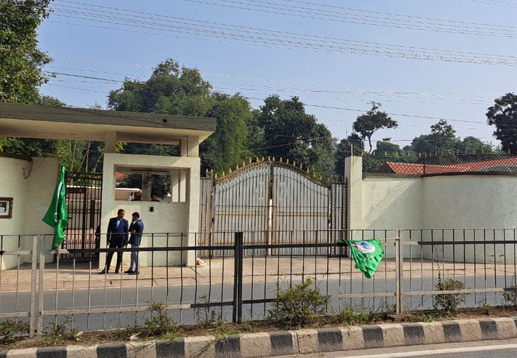 आज सीएम हाउस में गठबंधन दल की बैठक होगी, उससे पहले कांग्रेस की पार्टी मीटिंग है।