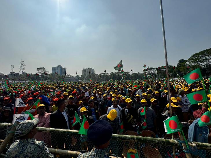 ऐसे में लोग मानने लगे हैं कि जीते कोई भी, सत्ता का कंट्रोल हसीना के पास ही रहेगा क्योंकि करीब 220 सीटों पर पहले, दूसरे, तीसरे नंबर का कैंडिडेट हसीना समर्थक ही है।