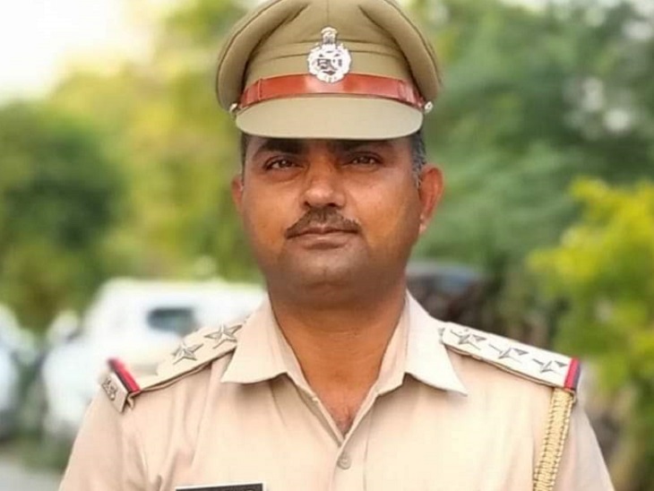 कुंजपुरा थाने के SHO तरसेम कंबोज ने कहा कि शव को कब्जे में लेने के बाद उसका पोस्टमार्टम करवाया। इसके बाद शव परिजनों को सौंप दिया।