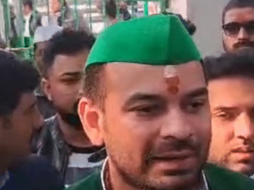 minister tej pratap yadav attacks on bjp and rss | ED-CBI की कार्रवाई से  कोई फर्क नहीं पड़ता: तेज प्रताप ने केंद्र और बीजेपी पर साधा निशाना, कहा-  इनका सूपड़ा साफ होने