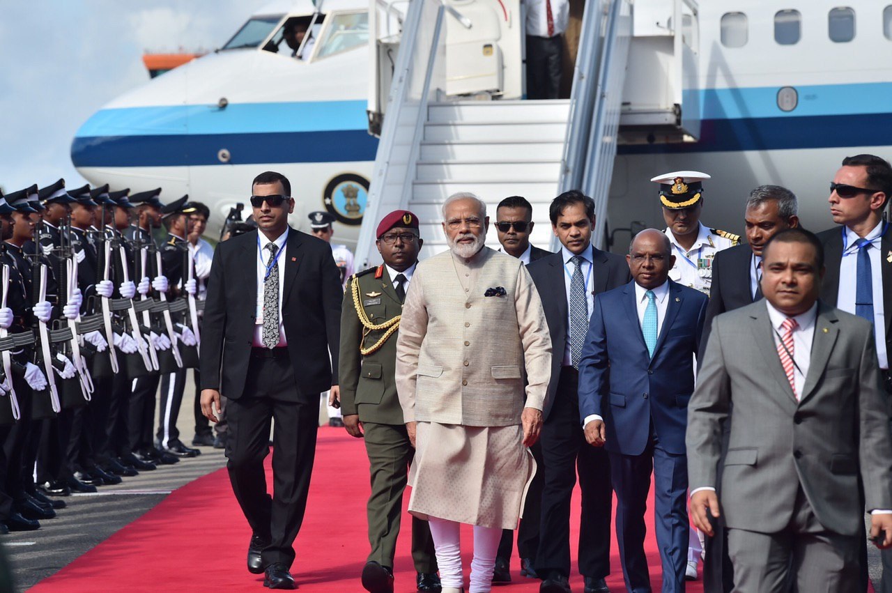 8 जून 2019 में PM नरेंद्र मोदी मालदीव के स्टेट विजिट पर गए थे। उनसे पहले 2011 में भारत के PM मालदीव दौरे पर गए थे। PM मोदी जब माले इंटरनेशनल एयरपोर्ट पर पहुंचे तो उन्हें लेने उस समय के मालदीव के राष्ट्रपति मोहम्मद सोलिह एयरपोर्ट पहुंचे थे।