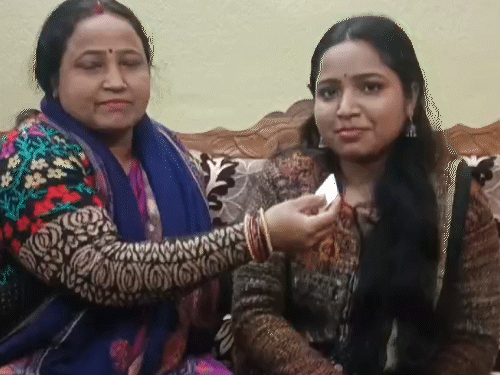 BPSC TOPPER PRIYANGI MEHTA INTERVIEW ON CIVIL SERVICES; BIHAR BHASKAR ...