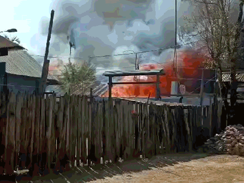 Manipur Militants Security Forces Attacked; Commando Dead | Imphal | मणिपुर के मोरेह में सुरक्षाबलों पर हमला, एक की मौत: उपद्रवियों ने पुलिस चौकी पर बम फेंके, राज्य सरकार ने केंद्र से हेलिकॉप्टर मांगे