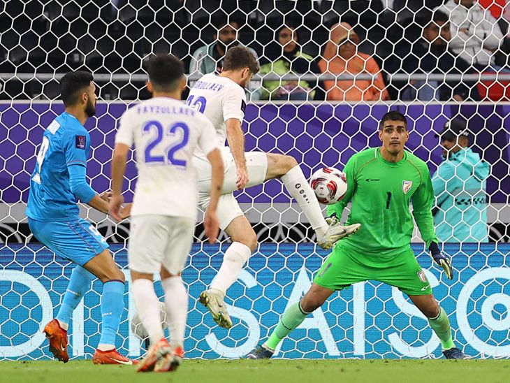 45वें मिनट के बाद स्टॉपेज टाइम में उज्बेकिस्तान ने तीसरा गोल दागा। टीम के लिए शेरजोद नसरुल्लाएव ने गोल स्कोर किया।
