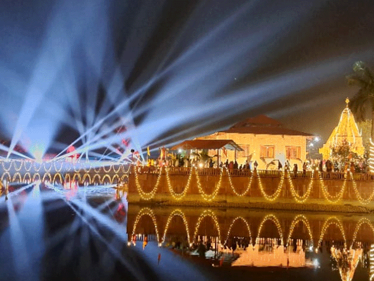 रायपुर में 11 लाख, अंबिकापुर में 1 लाख दीये जले; CM को राम के बाल रूप ने दिया गुलाब|राम मंदिर विशेष,Ram Mandir - Dainik Bhaskar