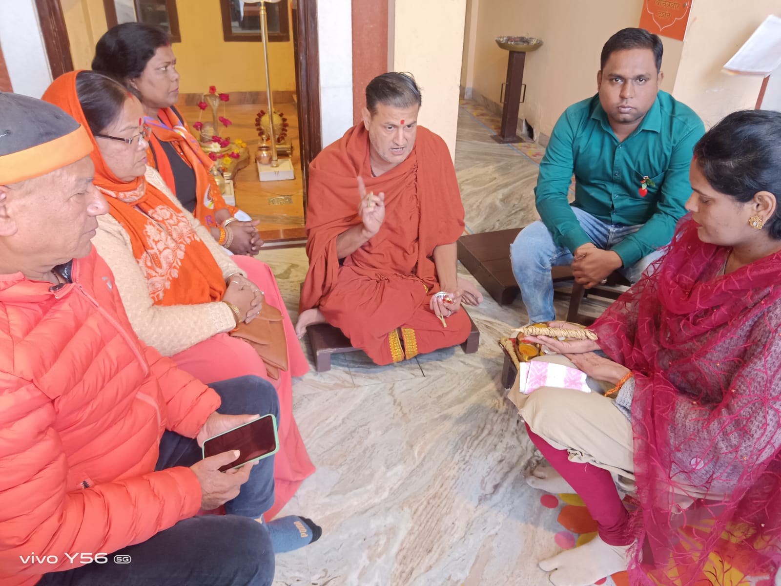 रजिया बी ने जबलपुर के शिव शंकर मंदिर में सनातन धर्म अपनाया।
