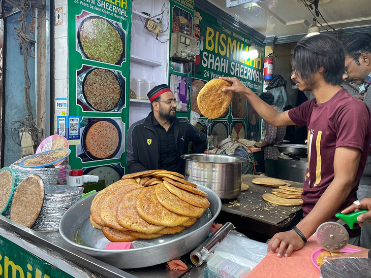 Rajasthan Zayka; Ajmer Bismillah (Shahi Sheermal) Dry Fruits Roti ...