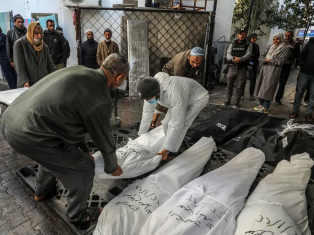 UNRWA sacks staffers who allegedly participated in Oct. 7 attack; US halts funding | इजराइल बोला- हमास अटैक में शामिल था UN स्टाफ: 12 कर्मचारी बर्खास्त, अमेरिका समेत 6 देशों ने UN एजेंसी की फंडिंग रोकी