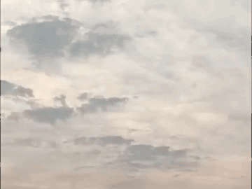 सीकर में बादल छाए। यहां देर रात से शुरू हुई बादलों की आवाजाही के बीच आज तापमान में बड़ा बदलाव देखने को मिला।