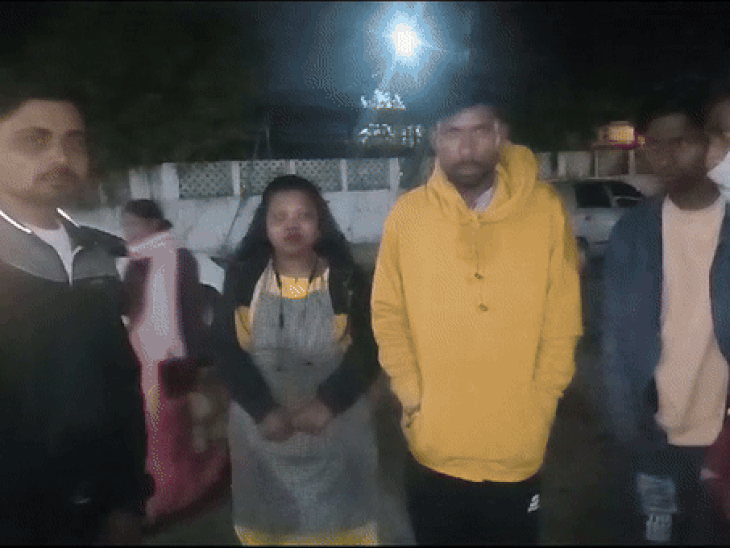 घटना से जयंती और उनके बिरयानी सेंटर के आसपास के दूसरे व्यापारियों में दहशत है।