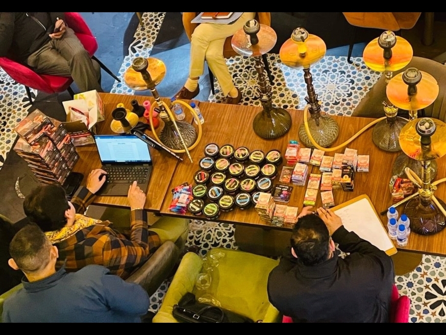 Haryana Gurugram Hookah bar busted update गुरुग्राम में हुक्का बार का