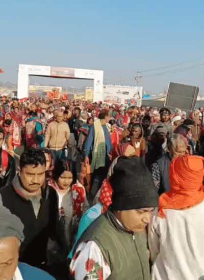 लाखों की संख्या में श्रद्धालु प्रयागराज पहुंचे हैं।