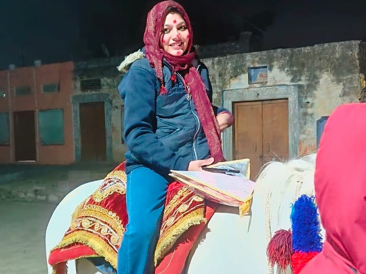 Narnaul Banavara of two daughters