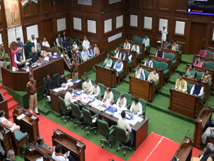 छत्तीसगढ़ विधानसभा सदन में शराब घोटाले का मुद्दा गूंजा। - Dainik Bhaskar