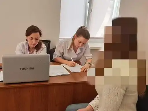 यूक्रेन सरकार ने रेप विक्टिम्स को ट्रॉमा से निकालने के लिए कई काउंसलिंग सेंटर शुरू किए हैं। किसी विक्टिम की पहचान उजागर नहीं की जाती।