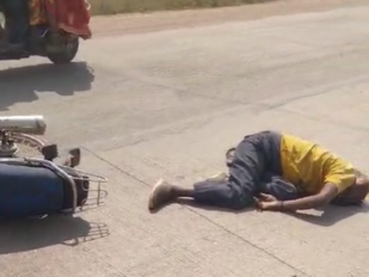 घायल को मेडिकल कॉलेज रायगढ़ में भर्ती कराया गया है।