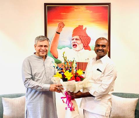 2019 में अश्विनी वैष्णव (बाएं) ओडिशा से और एल मुरुगन (दाएं) मध्य प्रदेश से ही राज्यसभा के लिए चुने गए थे।