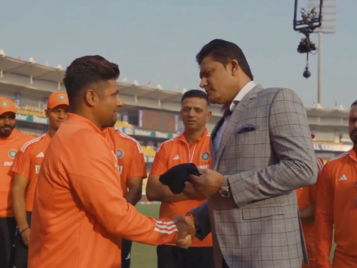 सरफराज भारत के लिए टेस्ट खेलने वाले 311वें खिलाड़ी बने।