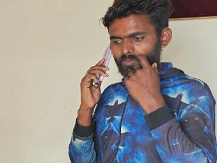 बच्चे का चाचा छठी लाल।