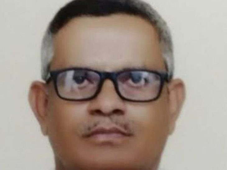 पाली CMHO डॉ इंद्रसिंह राठौड़। जिन्हें प्रशासनिक कारणों के चलते एपीओ करने का आदेश जारी किया गया। - Dainik Bhaskar