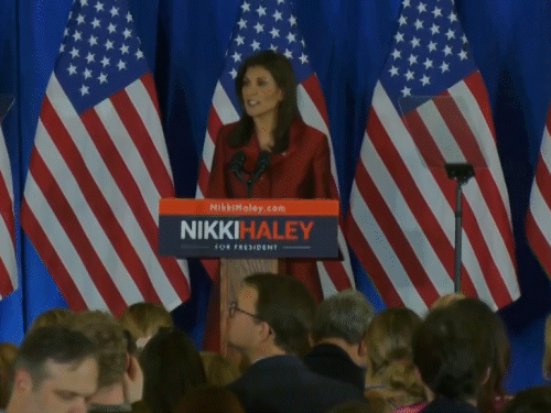 साउथ कैरोलीना में चुनाव नतीजों के बीच निक्की हेली ने कहा कि वो उम्मीदवार बनने की रेस से अपना नाम वापस नहीं लेंगी।