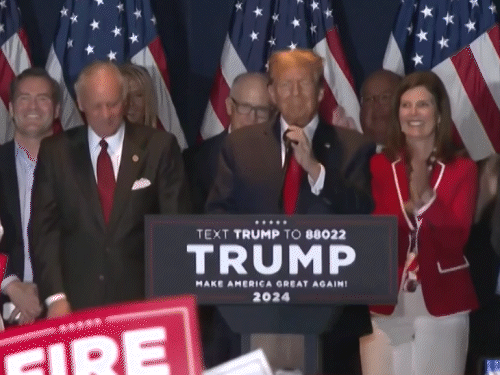 साउथ कैरोलीना में विक्ट्री स्पीच देते हुए डोनाल्ड ट्रम्प ने कहा कि उन्होंने रिपब्लिकन पार्टी में इतनी एकता पहले कभी नहीं देखी। - Dainik Bhaskar