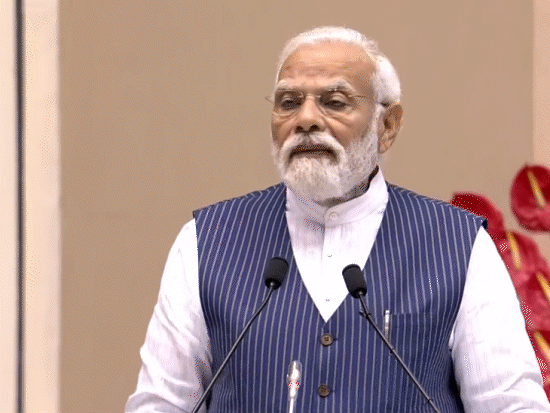 Kanpur Railway Station, Kanpur Current News, PM Narendra Modi, Today the  Prime Minister will give a gift to Kanpur | पीएम ने स्टेशनों के निर्माण का  किया शिलान्यास: प्रधानमंत्री बोले- नए टर्म