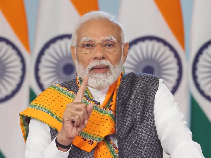 प्रधानमंत्री मोदी ने कहा कि अमृत भारत स्टेशन के निर्माण में दिव्यांग-बुजुर्गों का भी विशेष ध्यान रखा गया है।