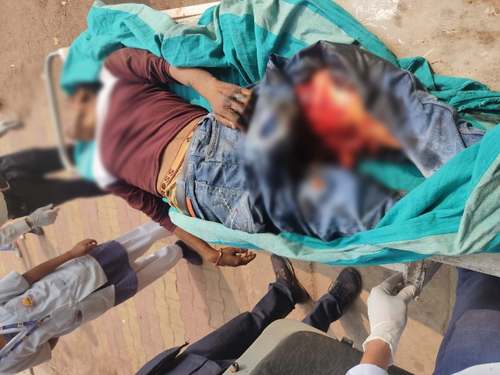 भिलाई में कंटेनर की चपेट में आने से युवक की मौत - Dainik Bhaskar