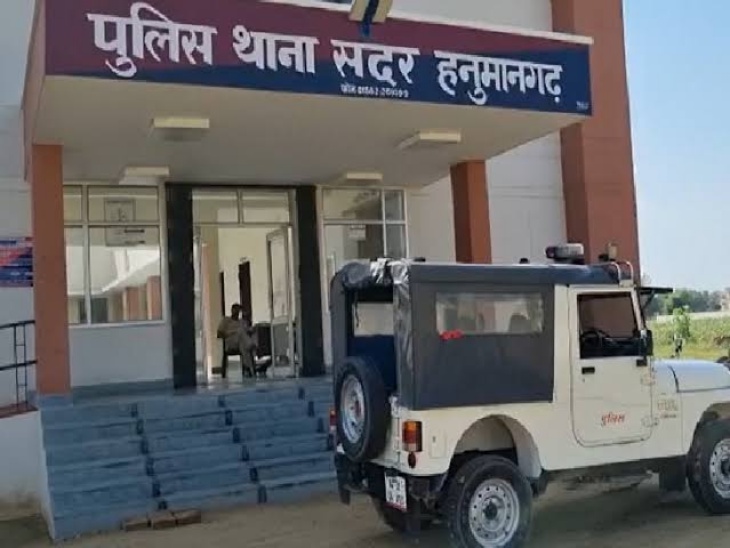 Goods worth one lakh rupees stolen from grocery shop. Thieves entered ...
