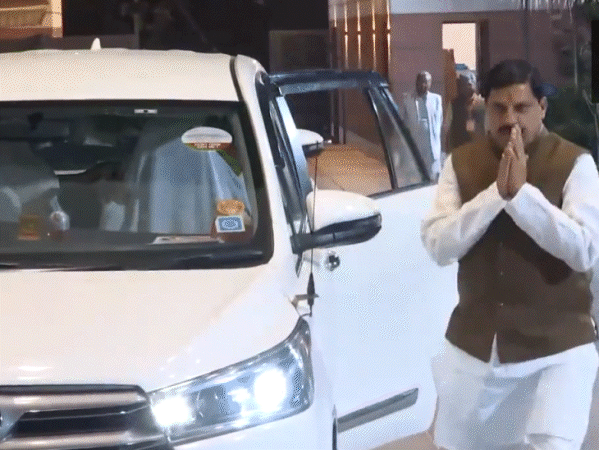 प्रधानमंत्री मोदी, केंद्रीय गृह मंत्री अमित शाह भी बैठक में पहुंचे। सीएम डॉ. मोहन यादव भी बैठक में मौजूद रहे।