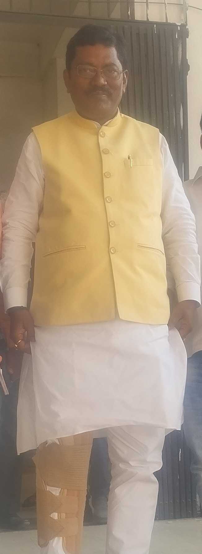 Madhubani MP Ashok Kumar Yadav surrenders in court, released on bail
