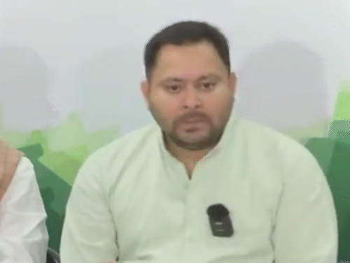 Tejashwi Yadav PC after Jan Vishwas rally in patna; tejashwi reaction on  bjp; bhaskar latest news | तेजस्वी बोले- बिहार से चौंकाने वाला रिजल्ट  देंगे: लालू के बयान पर दी सफाई- उन्होंने