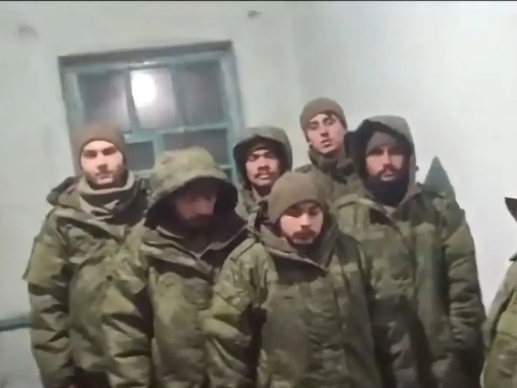 105 सेकेंड का वीडियो वायरल हो रहा है। इसमें पंजाब के 7 लोग भारत सरकार से बचाने की अपील कर रहे हैं।