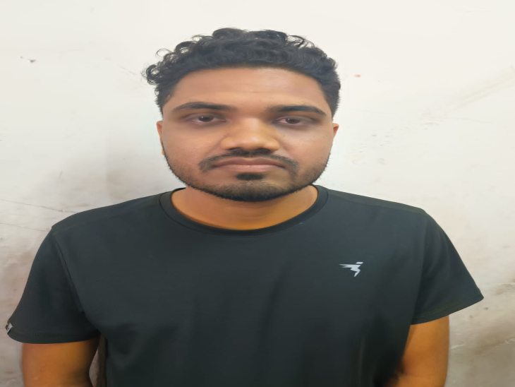 आरोपी रेलवे कर्मी सेवक राम मिर्झा गिरफ्तार। - Dainik Bhaskar