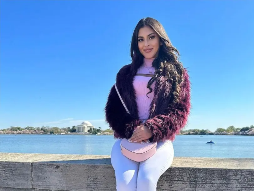 सोफिया का जन्म 10 जून 1997 को अमेरिका के मियामी में हुआ था। (फाइल) - Dainik Bhaskar