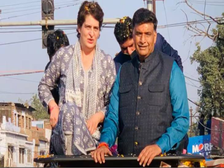तस्वीर विधानसभा चुनाव-2022 के समय की है। किदवईनगर में प्रियंका गांधी और अजय कपूर ने रोड शो किया था।